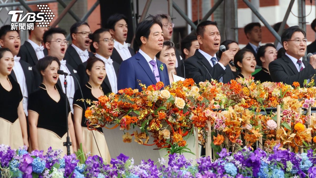 總統賴清德、副總統蕭美琴在就職大典上開口唱國歌。（圖／葉志明攝）