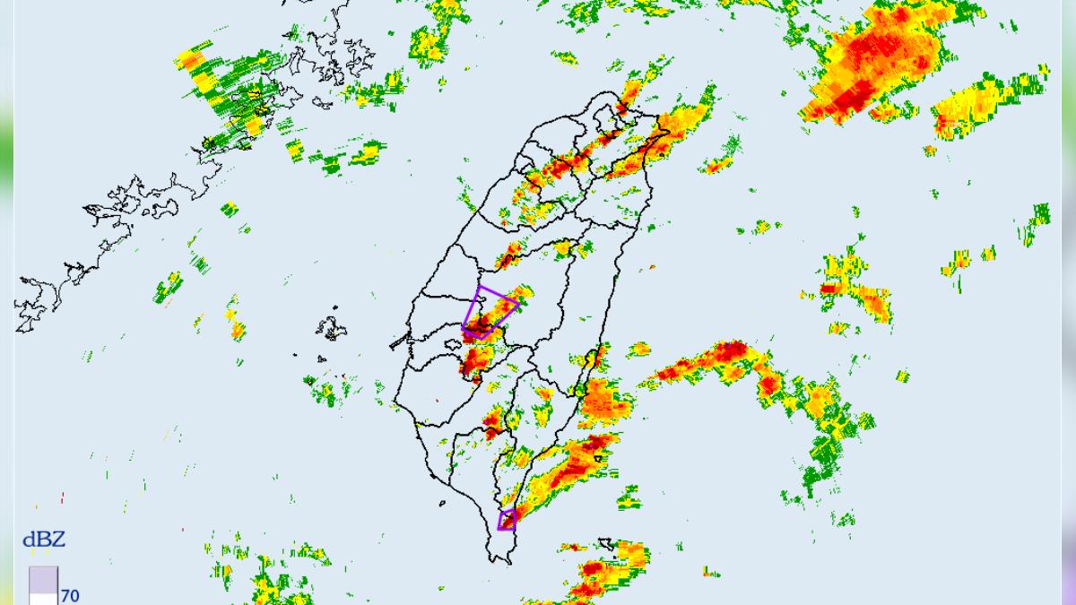 中央氣象署於今（21）日16時09分發布大雷雨即時訊息。（圖／氣象署）