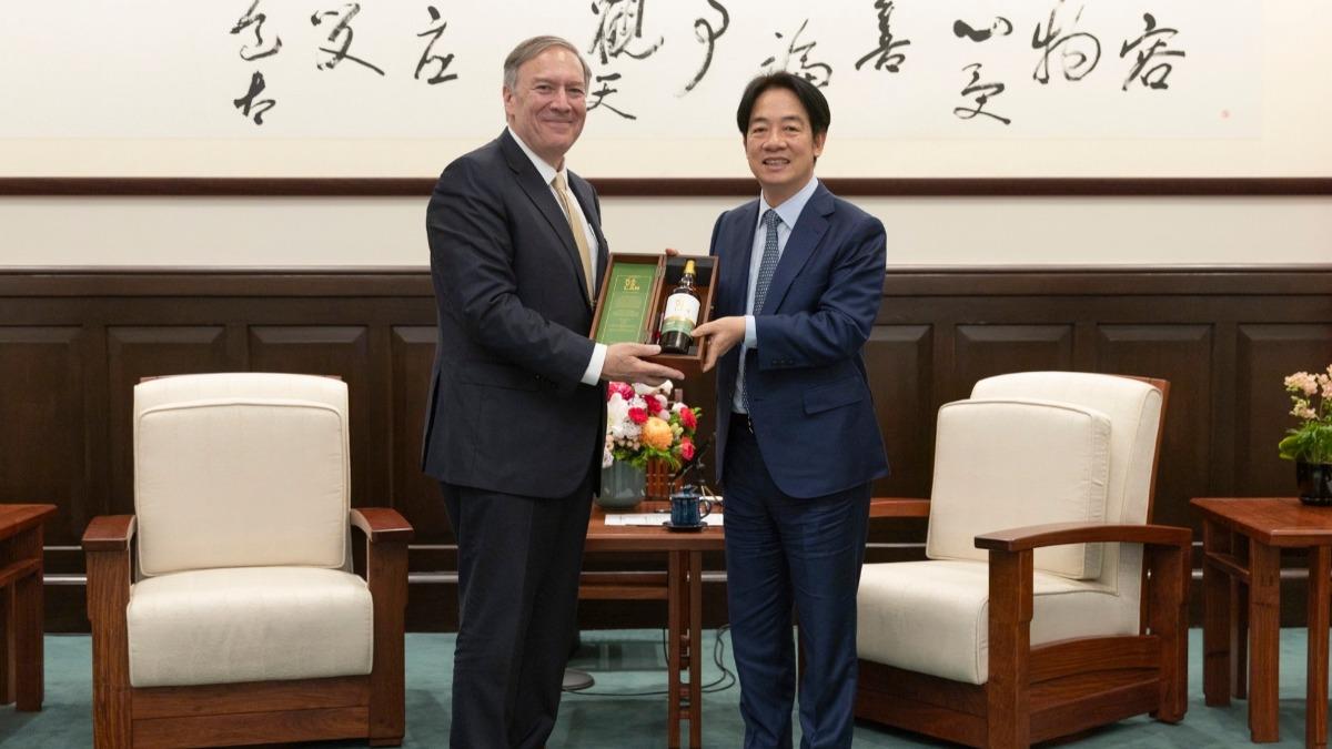Mike Pompeo lauds Taiwan’s global role, backs new leadership (Presidential Office) Mike Pompeo lauds Taiwan’s global role, backs new leadership