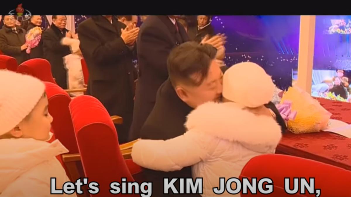 北韓統戰歌曲「友善父親」莫名在TikTok爆紅，迫使首爾緊急下令禁播。（圖／翻攝自슬러시필림 YouTube）
