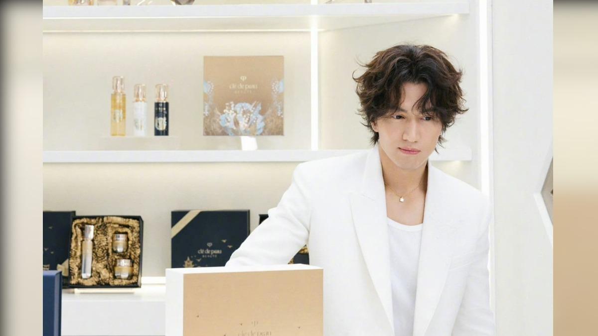 言承旭出席貴婦界知名護膚品牌活動。（圖／翻攝自言承旭微博）