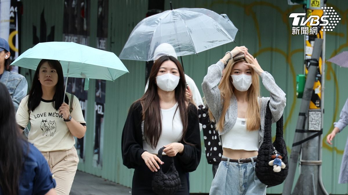 Unstable weather brings showers, thunderstorms to Taiwan (TVBS News) Unstable weather brings showers, thunderstorms to Taiwan