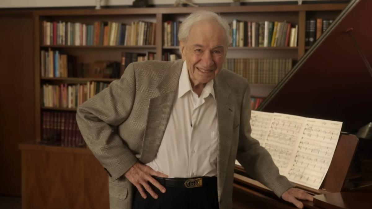95歲迪士尼作曲大師理查謝爾曼病逝。（圖／翻攝迪士尼YouTube）