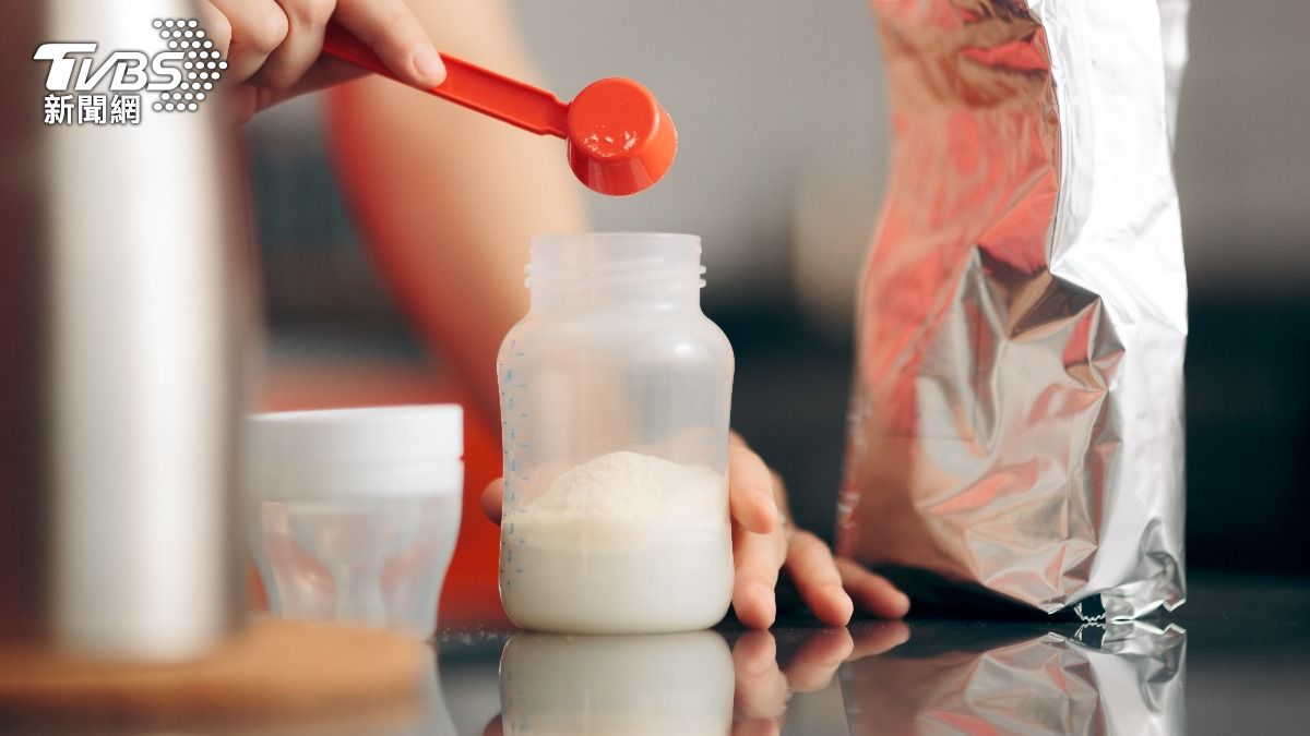 美國一名女子用汽水泡奶粉害死女兒。（示意圖／Shutterstock達志影像）