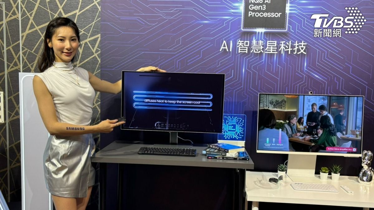 三星電子今（27）宣布推出奧德賽Odyssey OLED、智慧聯網顯示器Smart Monitor和創作者系列ViewFinity導入AI技術。（圖／葉韋辰攝）