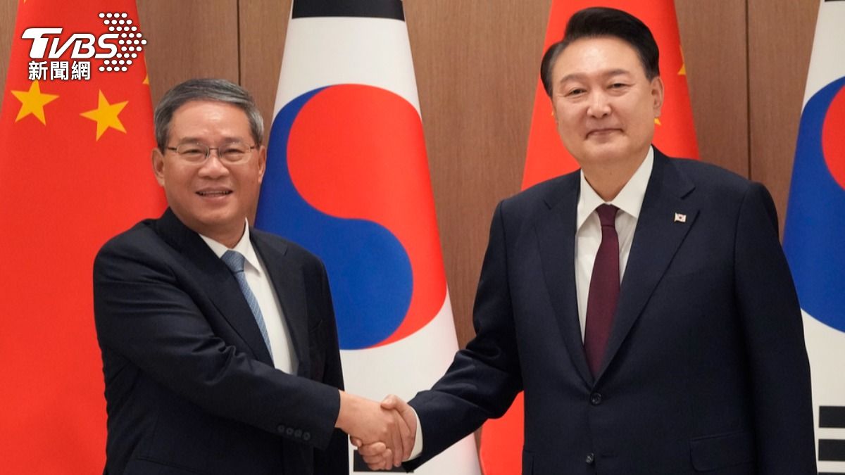中國總理李強與韓國總統尹錫悅26日舉行中韓峰會。（圖／達志影像美聯社）