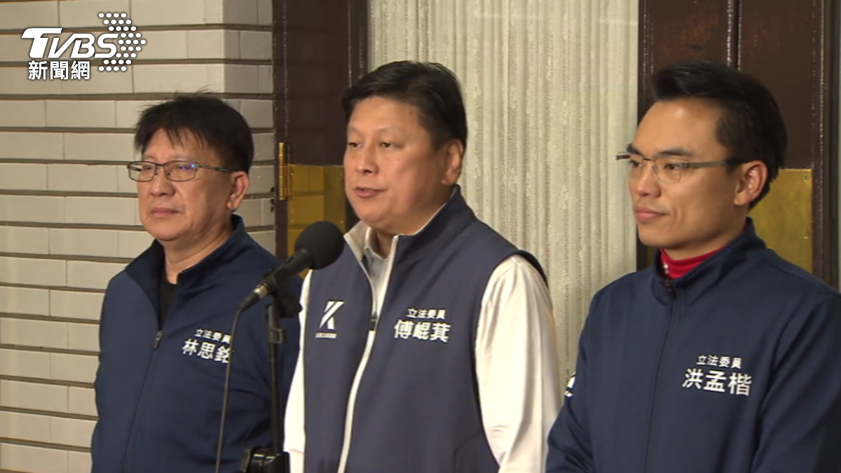 Taiwan passes law penalizing false statements by officials (TVBS News) Taiwan’s DPP and KMT clash over contempt of parliament bill