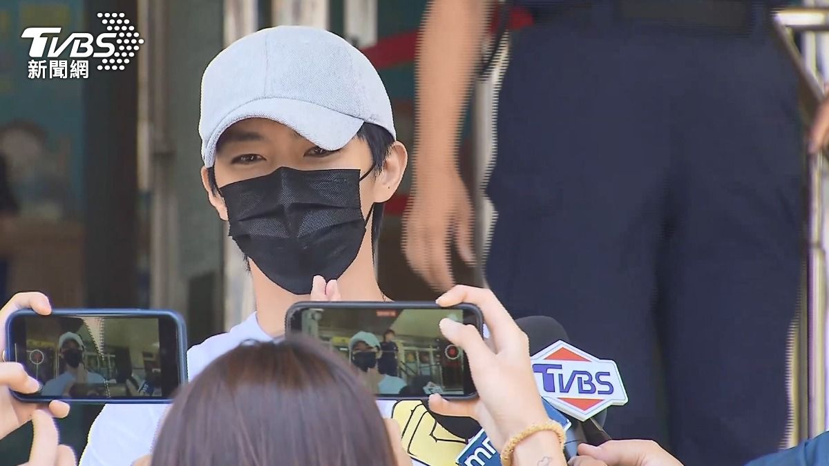Court finds Aaron Yan guilty in sexual content case (TVBS News) Court finds Aaron Yan guilty in sexual content case