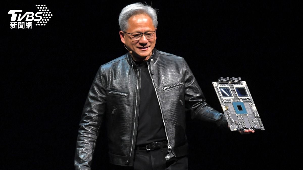 黃仁勳首度透露輝達新一代GPU平台叫做Rubin，預計2026推出。（圖／TVBS 胡瑞麒攝）