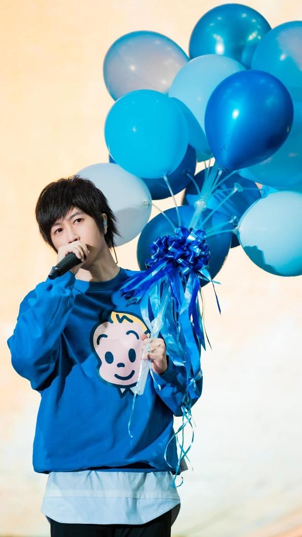 阿信在社群分享生活日常,也說在北京開唱時根本沒吃烤鴨。(圖/翻攝自五月天阿信臉書)