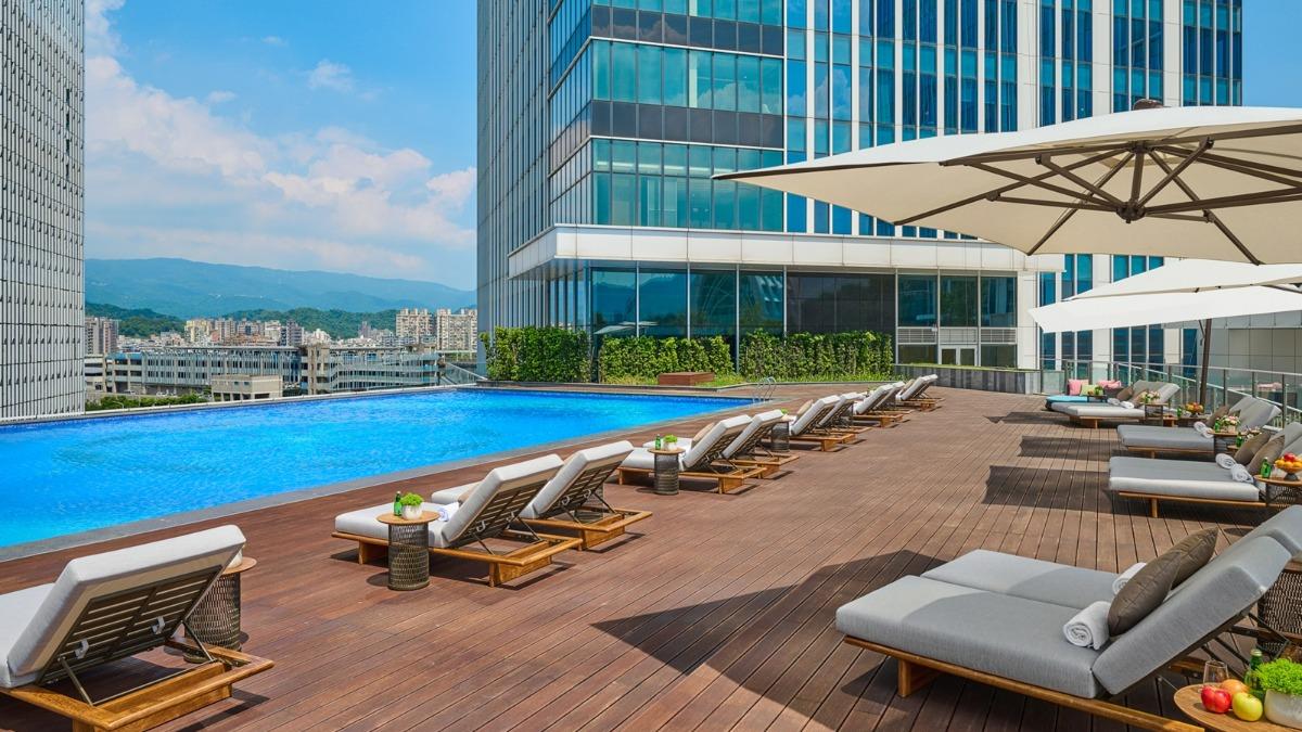 台北漢來大飯店「親子樂遊開心FUN暑假」專案入住豪華客房每房7,956元起。（圖／業者提供）