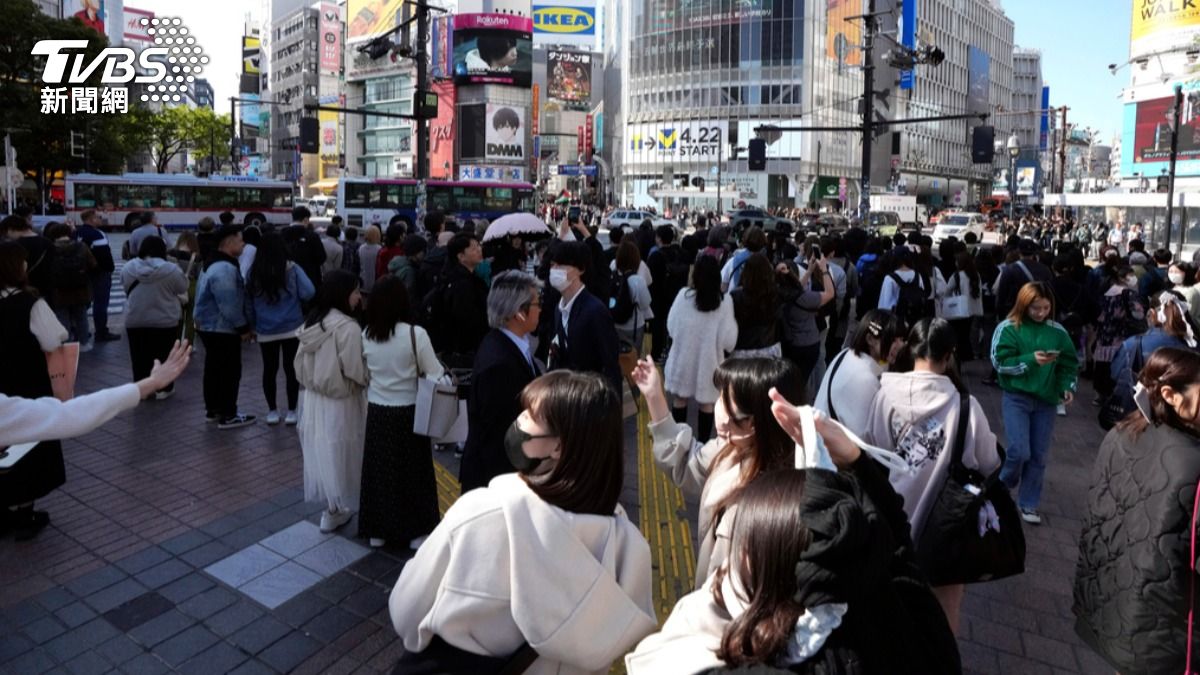 東京最熱門的景區之一澀谷，將從10月起禁止人們「夜間室外飲酒」。（圖／達志影像美聯社）