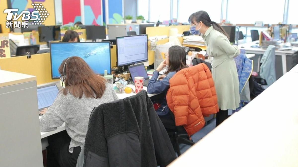 有名女網友表示自己想從公職跳槽到科技業。（圖／TVBS資料畫面）