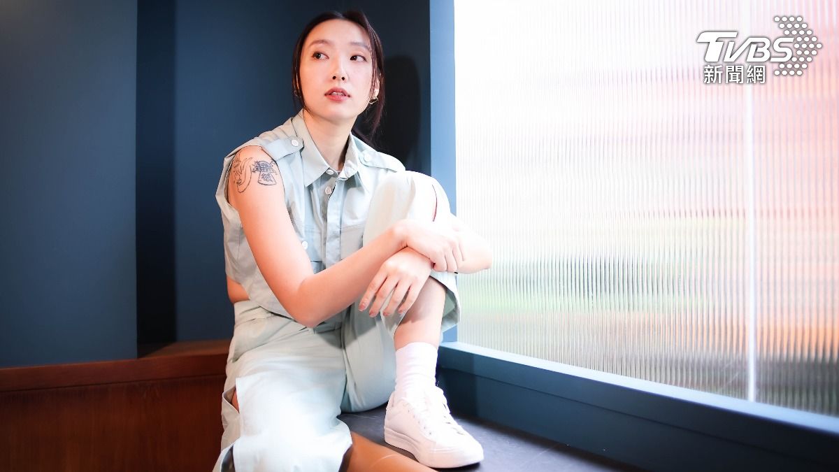 李雪在《明日之子》中飾演懷孕的未婚媽媽。（圖／張哲鳴攝）