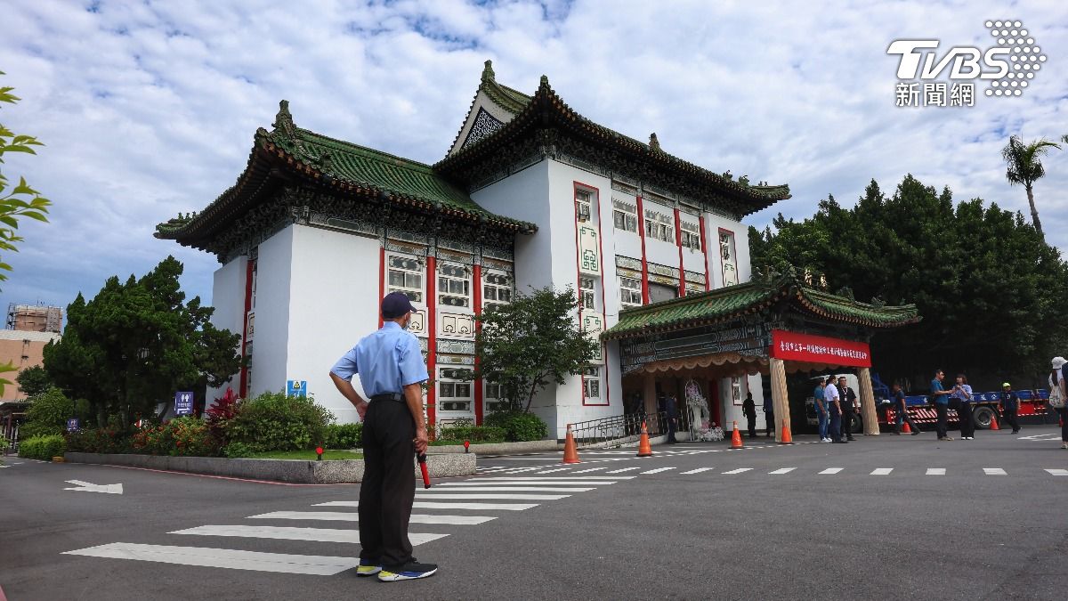 Taipei to transform funeral parlor site into parking (TVBS News) Funeral Parlor in Taipei to become parking, green space