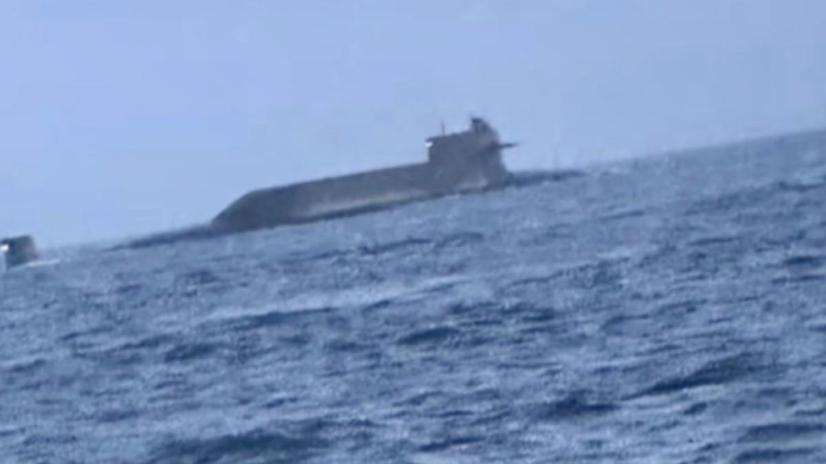 疑中國最新核潛艦現蹤台海。（圖／民眾提供）