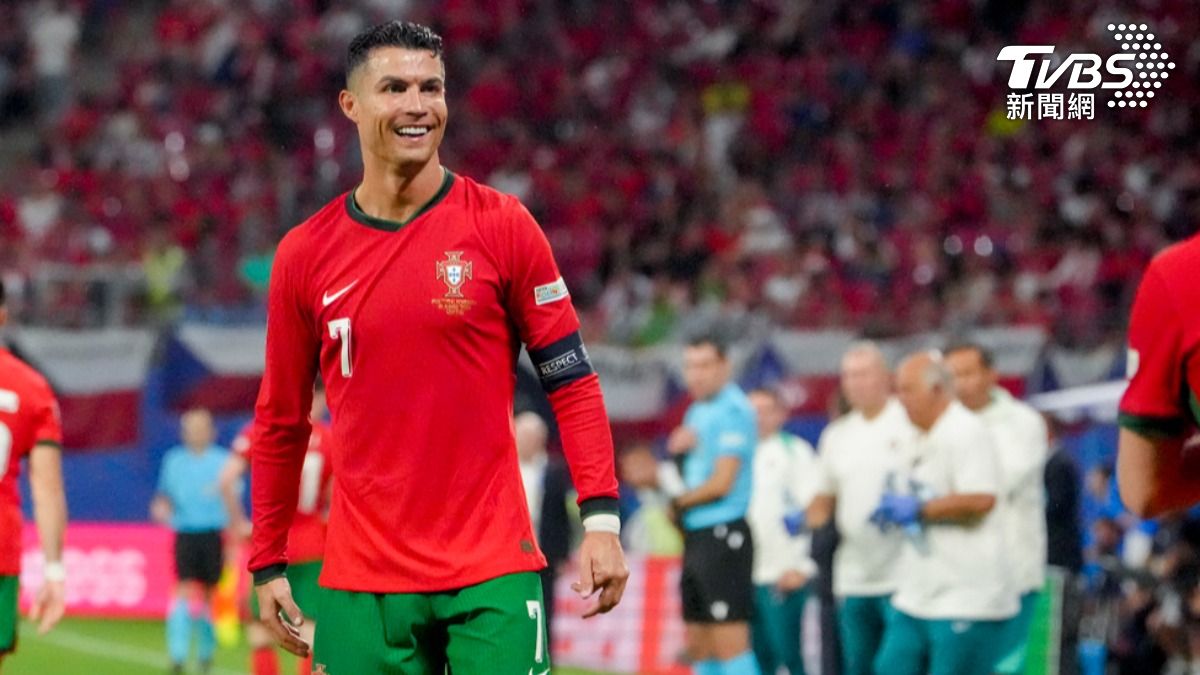 C羅 (Cristiano Ronaldo)成為第一位六次參加歐國盃的球員。(圖／達志影像美聯社)