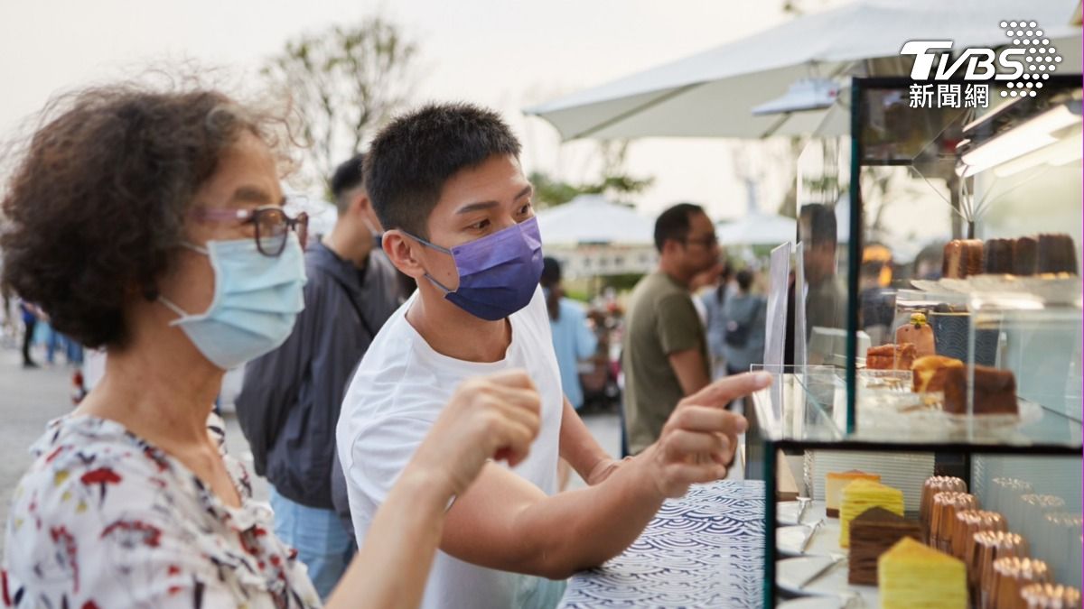 「高雄青年攤車品牌輔導計畫2.0」協助青年攤車升級優化。（圖／TVBS）