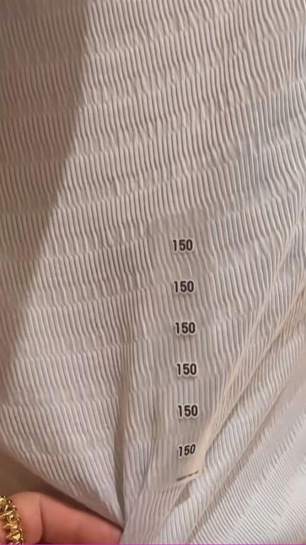 福原愛穿150公分的童裝。（圖／翻攝自福原愛小紅書）