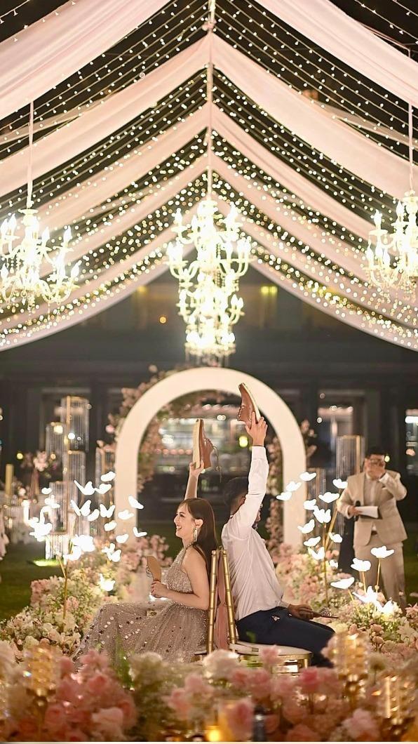 房業涵浪漫海外婚宴。(圖/翻攝自房業涵臉書)