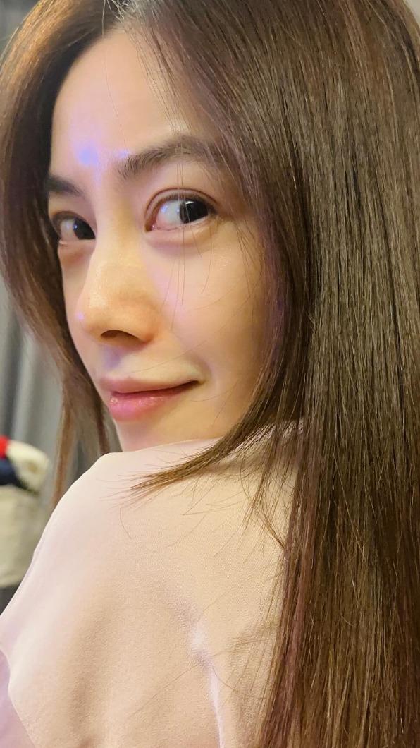 徐懷鈺素顏照曝光。（圖／翻攝自徐懷鈺Yuki臉書）