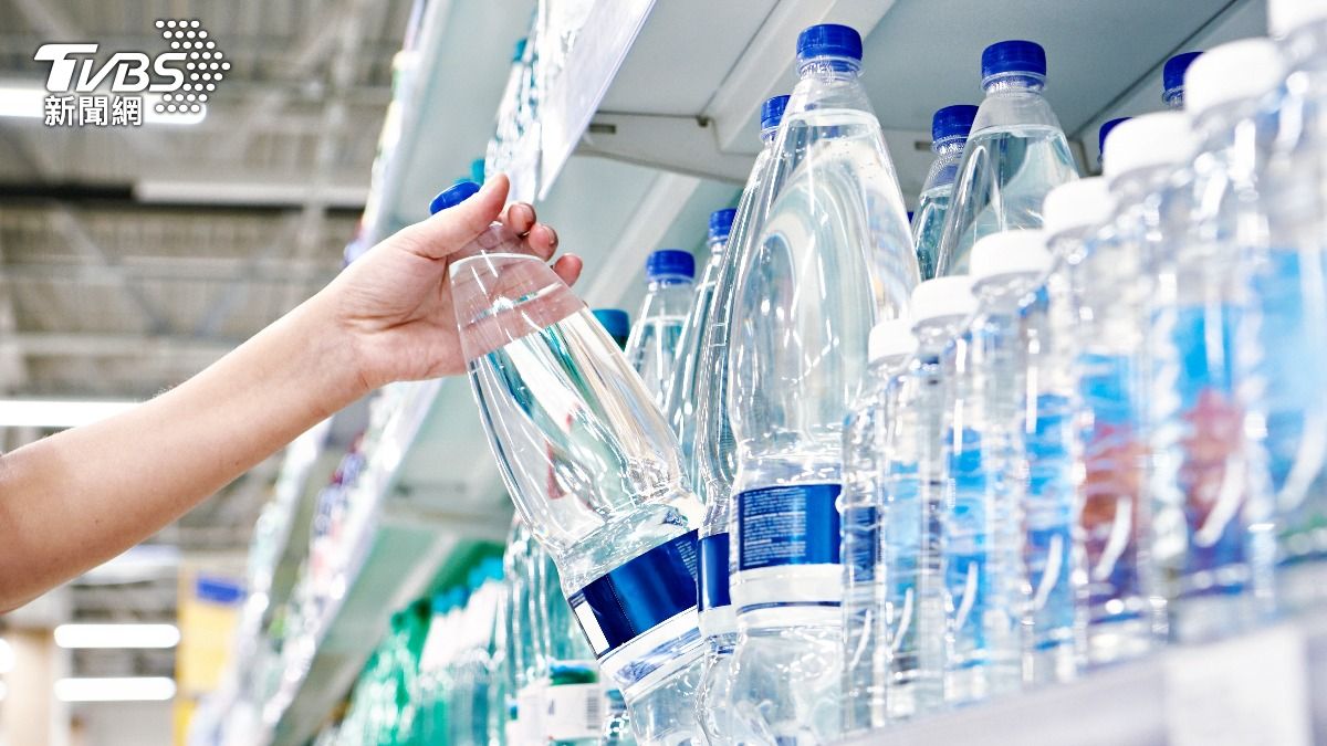 研究發現「塑膠瓶中的雙酚Ａ（BPA）和第二型糖尿病」具有直接關聯的關鍵證據。（示意圖／shutterstock 達志影像）