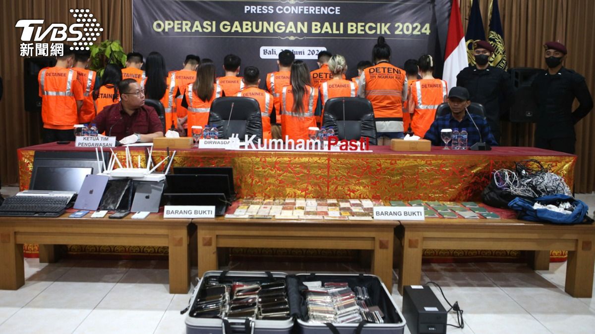 Bali arrests 103 Taiwanese for alleged cybercrime (AP) Bali arrests 103 Taiwanese for alleged cybercrime