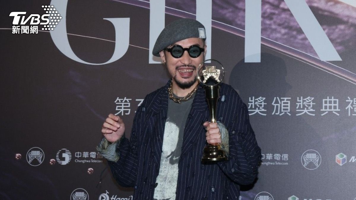 熱狗MC HotDog抱走第35屆最佳作詞人。（圖／TVBS娛樂組攝）