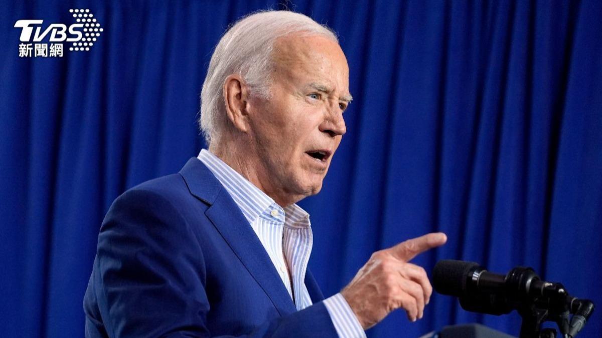 81歲美國現任總統拜登（Joe Biden）辯論表現慘，讓民主黨掀「換拜」呼聲。（圖／達志影像美聯社）