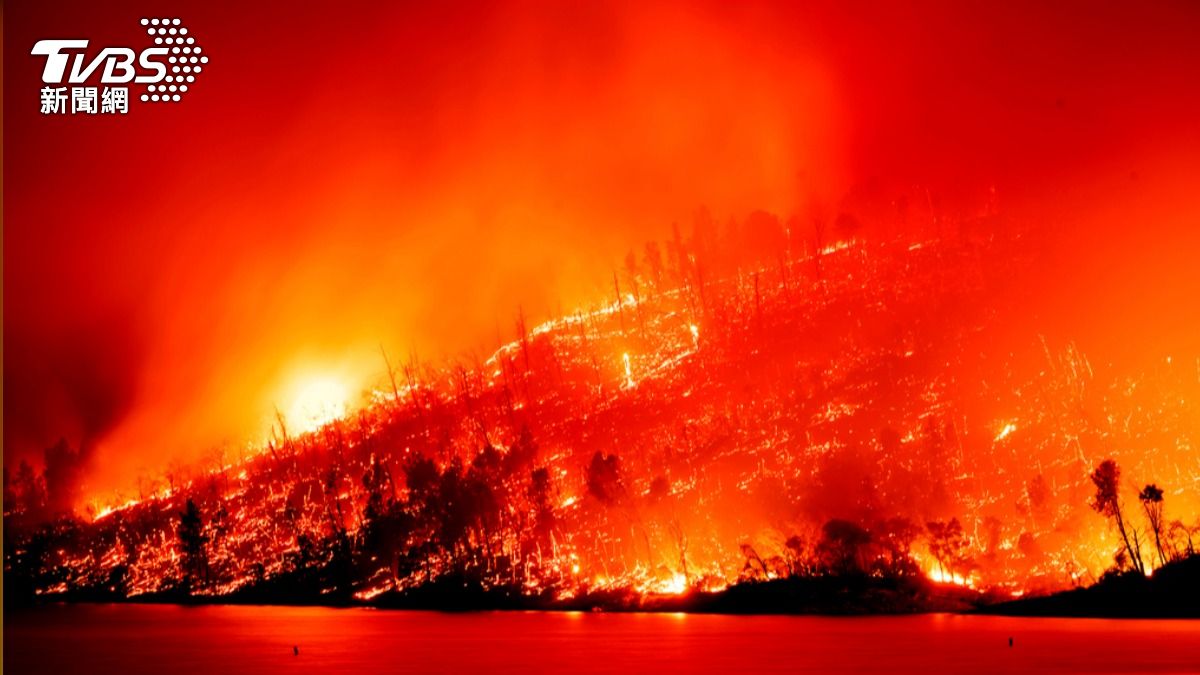 美國加州北部野火燒掉「56座大安森林公園」。（圖／達志影像美聯社）