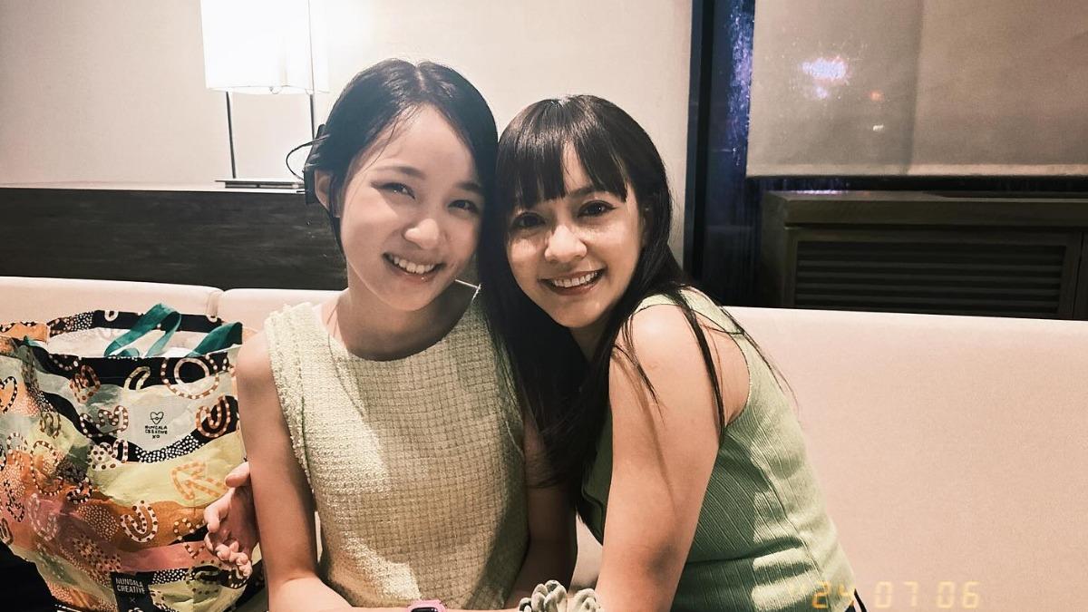 陳意涵和《小曉》片中女兒林品彤分別獲得最佳女配角、最佳女主角。（圖／翻攝自陳意涵臉書）