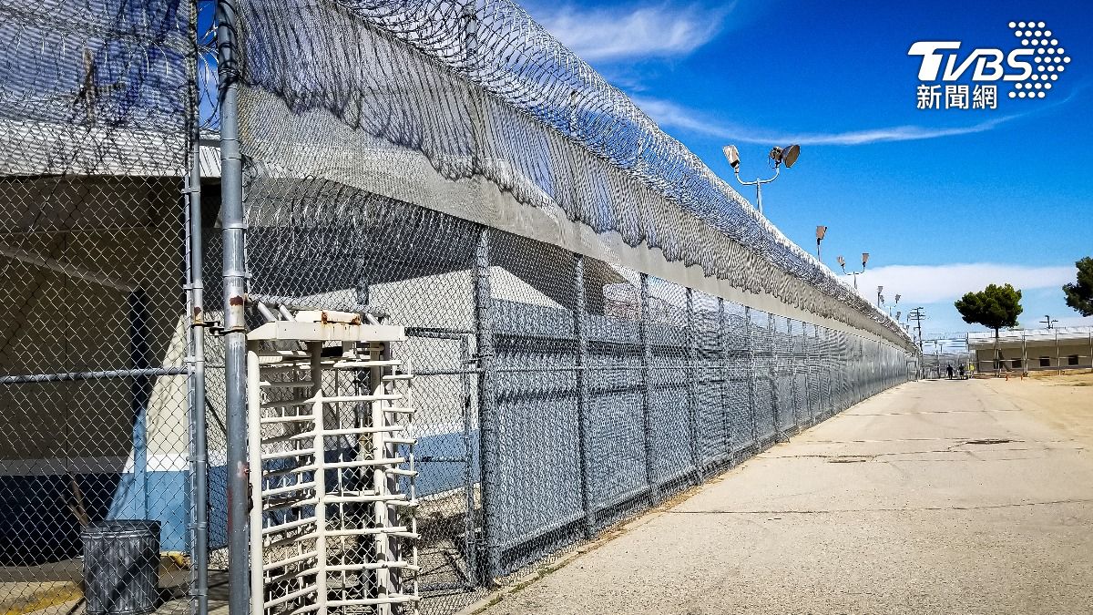 加州中部一座女子監獄傳出1名受刑人疑中暑死亡。（示意圖／shutterstock達志影像）