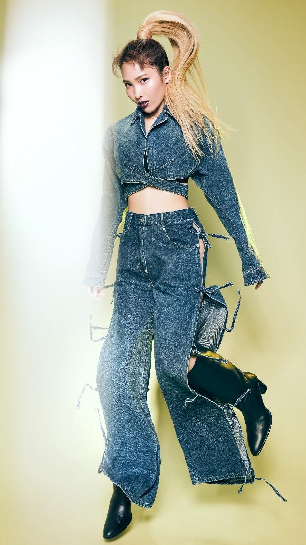 蝶香拍出時尚美照。（圖／林炳存提供）