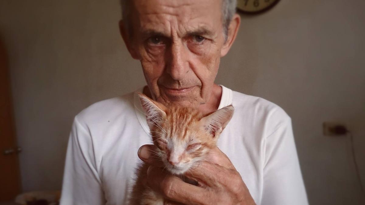 Jerry McKay, known for sheltering 200 cats, passes away (Courtesy of McKay’s Facebook) Jerry McKay, known for sheltering 200 cats, passes away