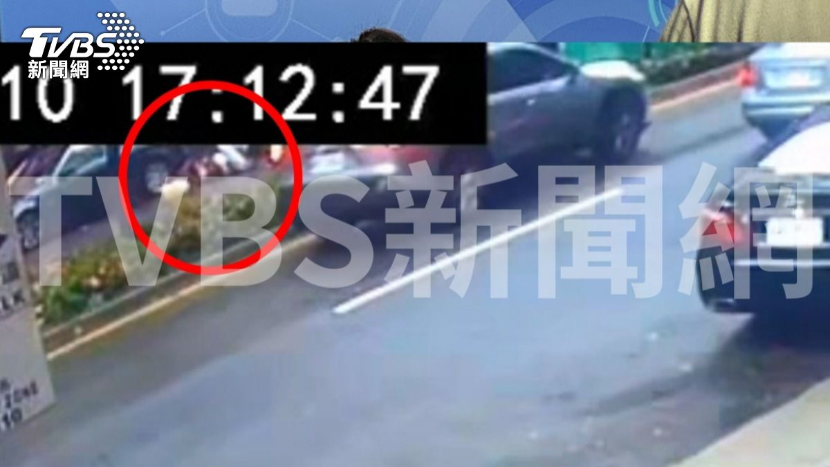 監視器拍下吳明達中彈後倒地。（圖／TVBS）