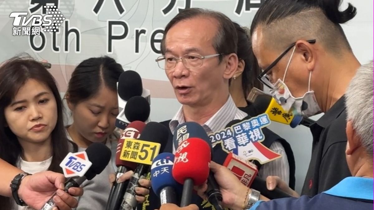 刑大大隊長張文源說明最新進度。（圖／陳佳宜攝）