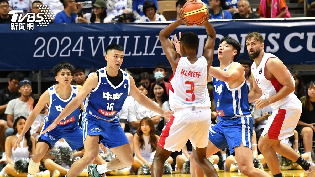 台灣白隊與阿聯隊交手，終場以89比59奪勝。（圖／胡瑞麒攝）