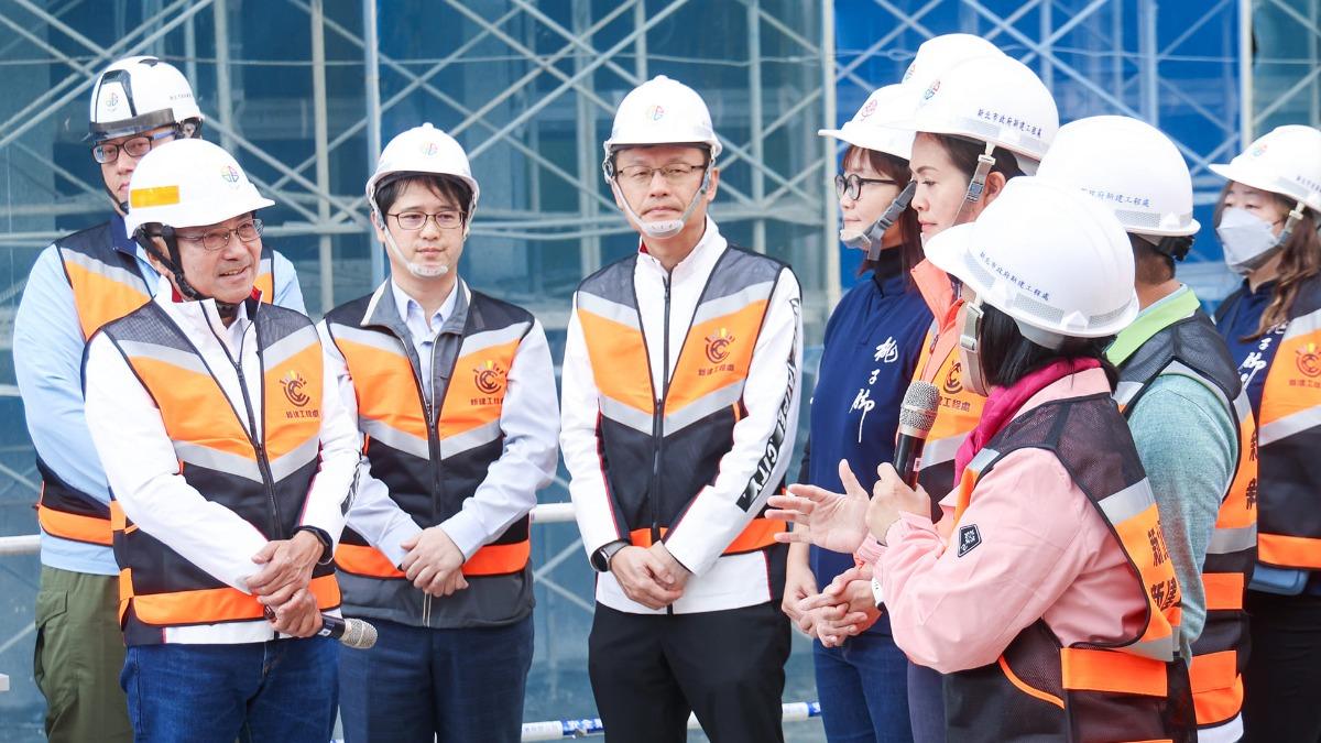 Hou inspects Sanying Line, calls for better quake resistance (Courtesy of Hou Yu-ih Facebook) Hou inspects Sanying Line, calls for better quake resistance