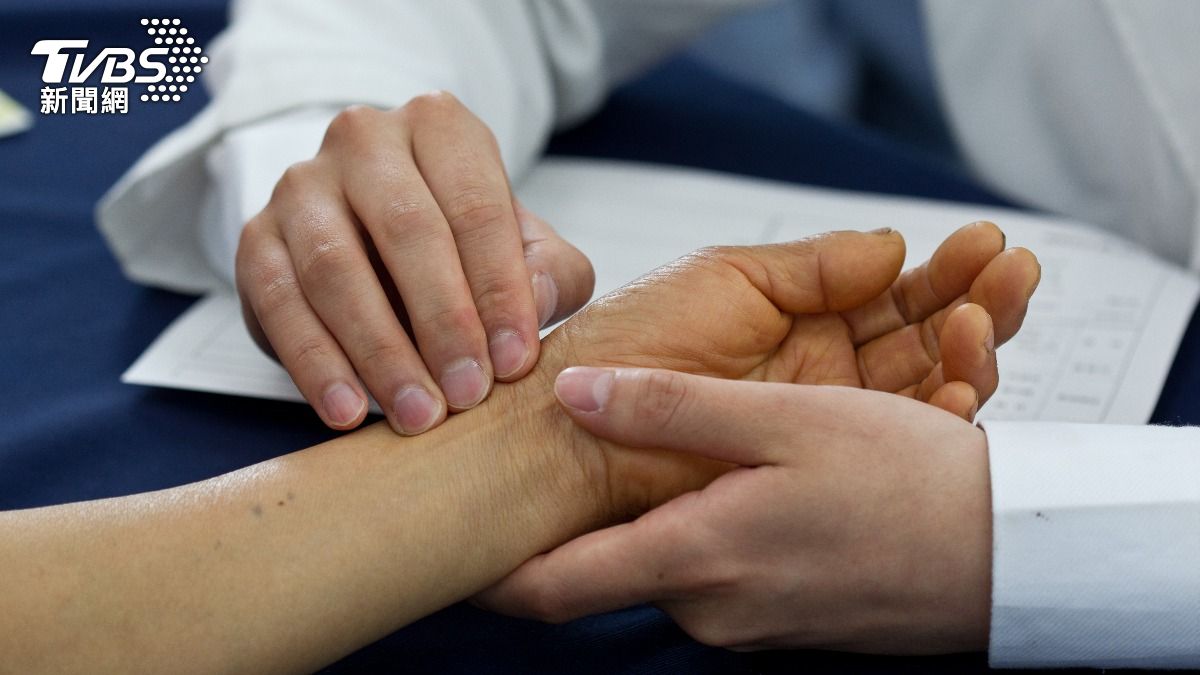 中國大陸一名中醫師遭爆性侵病患。（示意圖／Shutterstock達志影像）