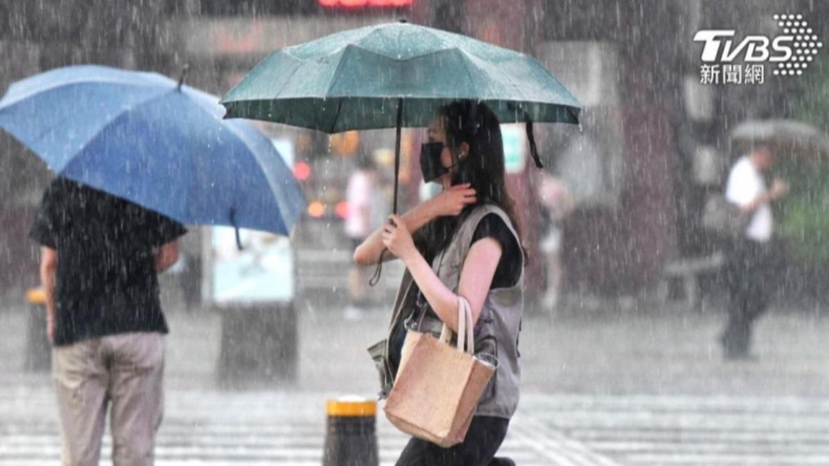 週三凱米颱風影響風雨加大。（圖／TVBS資料畫面）