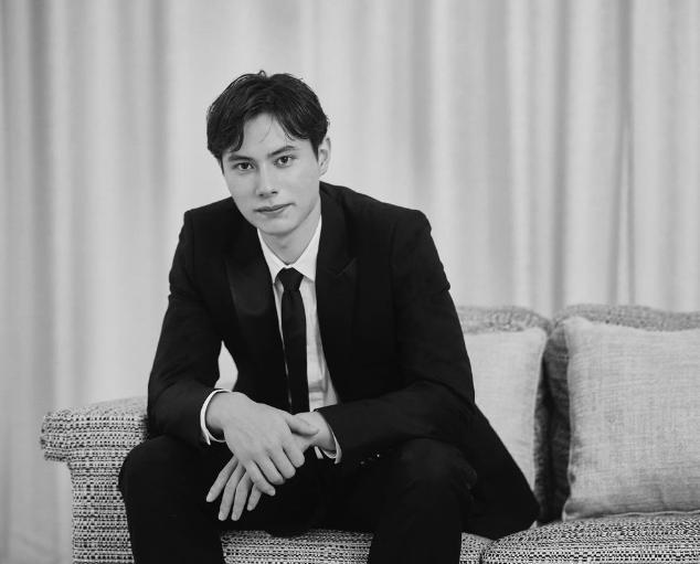 22歲的日本排球男神高橋藍，有著1/4美國血統（圖／翻攝自IG @Ran.volleyball0902）