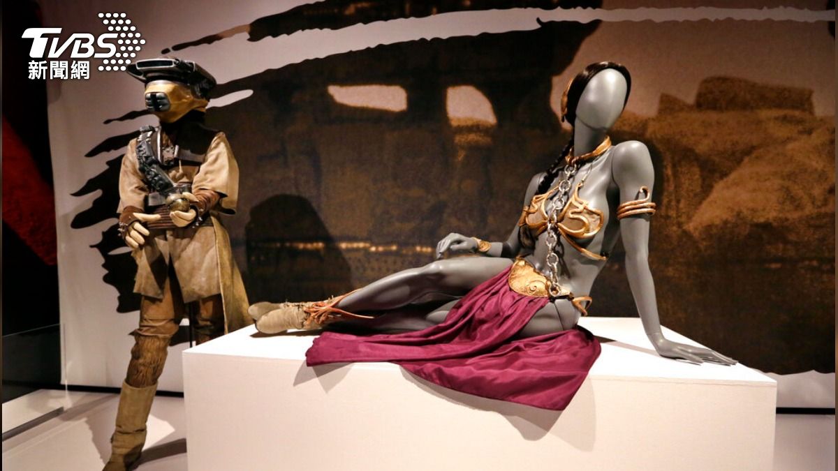 莉亞公主的黃金比基尼，絕對是《星際大戰》經典畫面之一。（圖／達志影像美聯社）