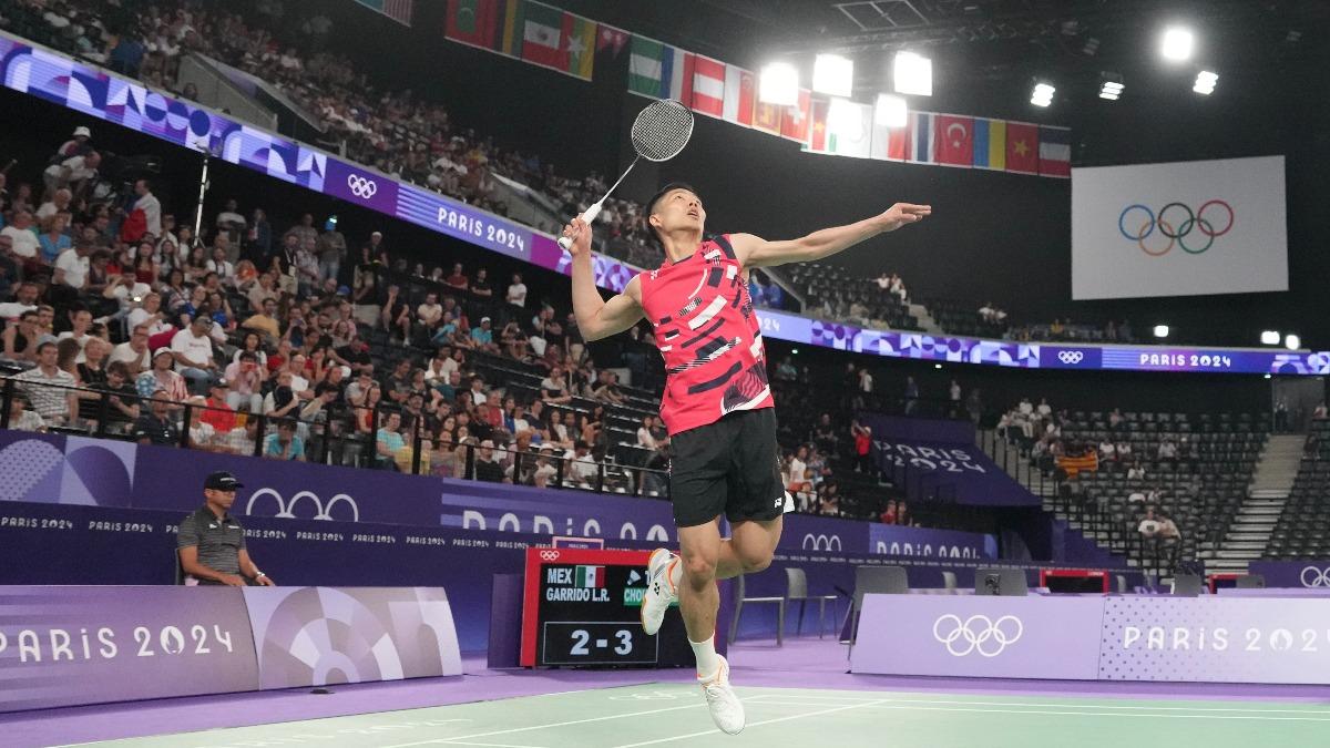 Taiwanese badminton player Chou Tien-chen (Courtesy of Chinese Taipei Olympic Committee) Chou Tien-chen advances to round of 16 at Paris Games