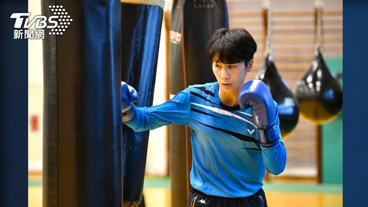 Taiwan backs boxer Lin Yu-ting amid gender controversy (TVBS News) Taiwan backs boxer Lin Yu-ting amid gender controversy