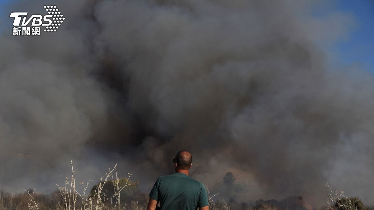 當地時間7月30日以色列緊急部門稱朝黎巴嫩發射一枚火箭，導致一人喪命。（圖／達志影像路透社）