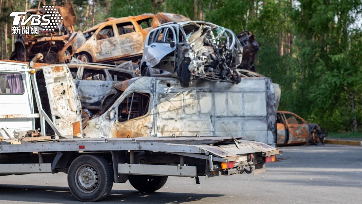 陸籍留學生在日本飆車自撞、害死對向車道卡車駕駛。（示意圖／Shutterstock達志影像）