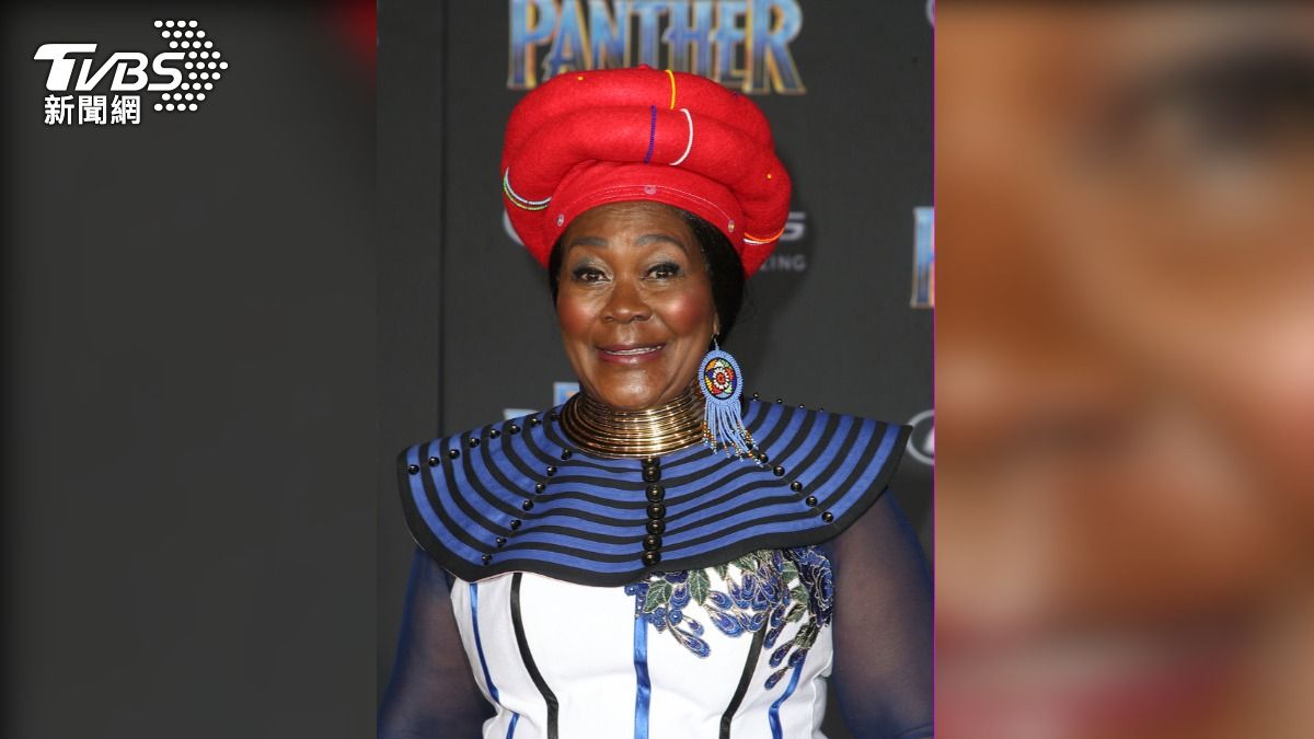 漫威系列電影《黑豹》飾演部落長老角色、南非知名女演員康尼丘梅逝世。（圖／達志影像美聯社）