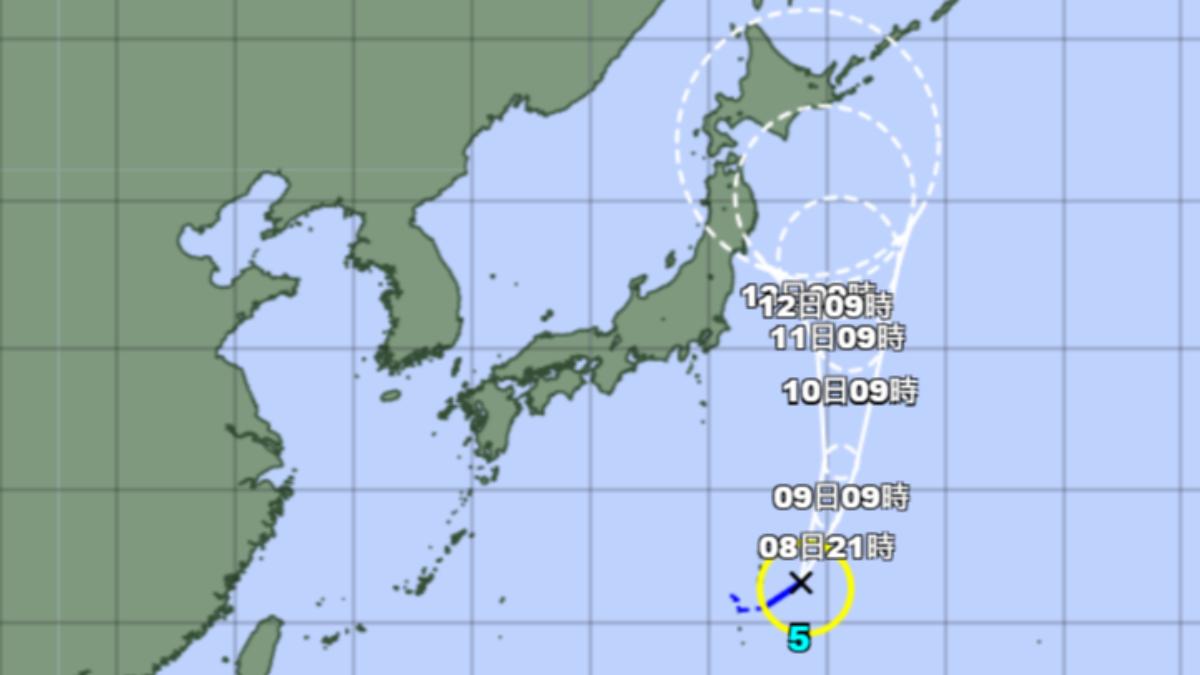 第5號颱風「瑪莉亞」持續增強向東北偏東移動。（圖／翻攝自日本氣象廳）