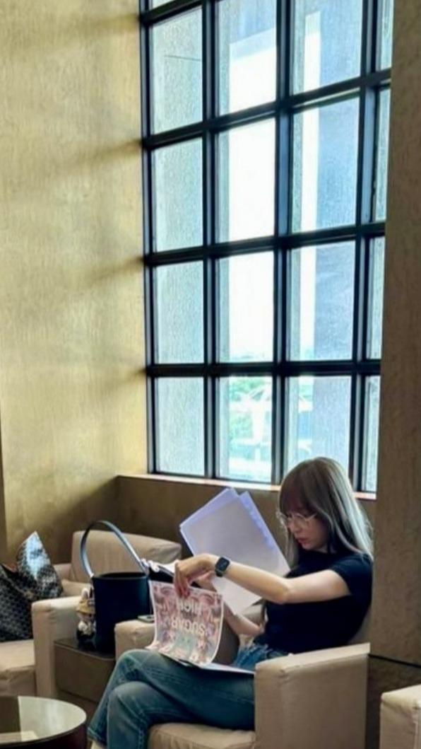 王心凌素顏被拍。(圖/翻攝Threads)