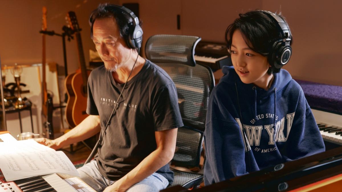 鍾興民邀SHOHEI住進工作室，一起攜手打造專輯《時間與指尖》。（圖／悠秀娛樂股份有限公司提供）